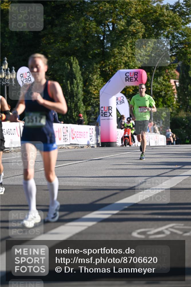 07.09.2025 - BARMER Alsterlauf Dr. Thomas Lammeyer http://msf.ph/oto/8706620 07.09.2025 09:24:54 Laufen 3517, 2176 meine-sportfotos.de