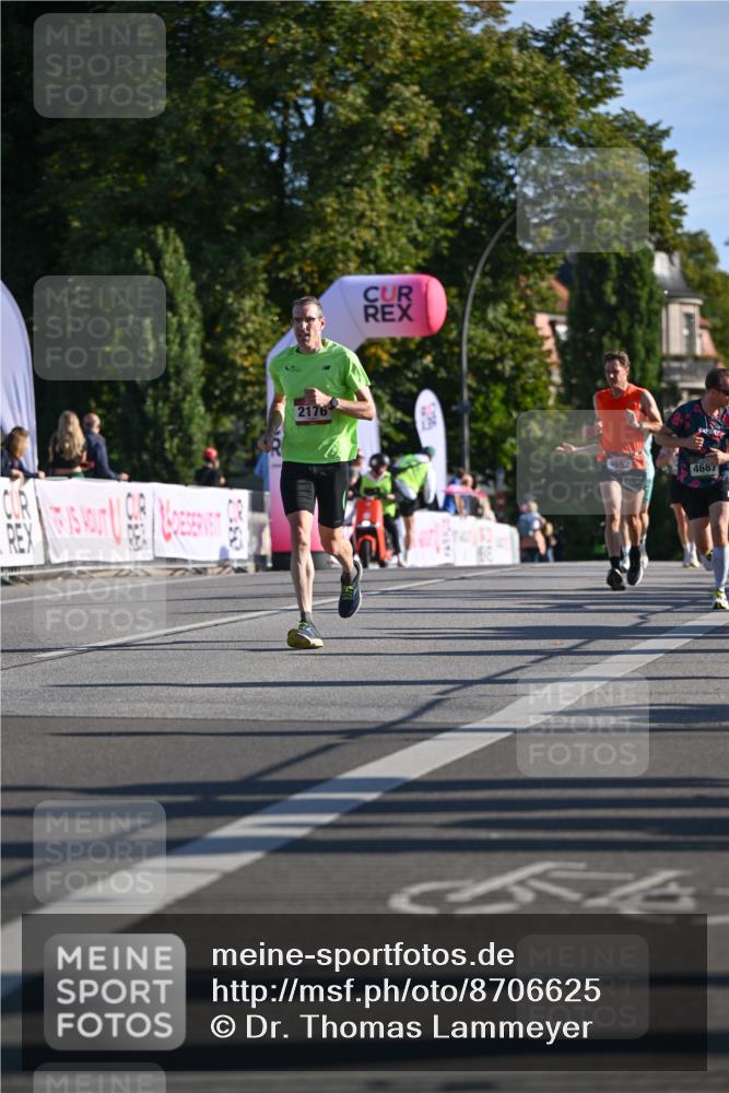 07.09.2025 - BARMER Alsterlauf Dr. Thomas Lammeyer http://msf.ph/oto/8706625 07.09.2025 09:24:55 Laufen 2176, 4652, 4687 meine-sportfotos.de