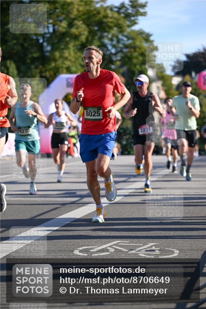 07.09.2025 - BARMER Alsterlauf Dr. Thomas Lammeyer http://msf.ph/oto/8706649 07.09.2025 09:24:59 Laufen 8025, 2231 meine-sportfotos.de