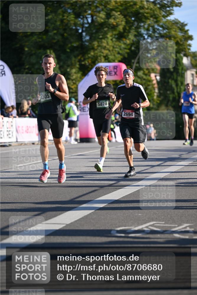 07.09.2025 - BARMER Alsterlauf Dr. Thomas Lammeyer http://msf.ph/oto/8706680 07.09.2025 09:25:08 Laufen 51, 4305, 5878, 2694 meine-sportfotos.de