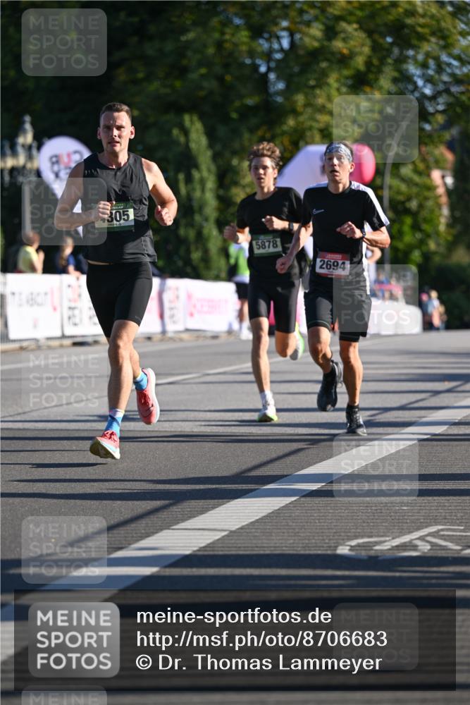 07.09.2025 - BARMER Alsterlauf Dr. Thomas Lammeyer http://msf.ph/oto/8706683 07.09.2025 09:25:09 Laufen 305, 5878, 2694 meine-sportfotos.de