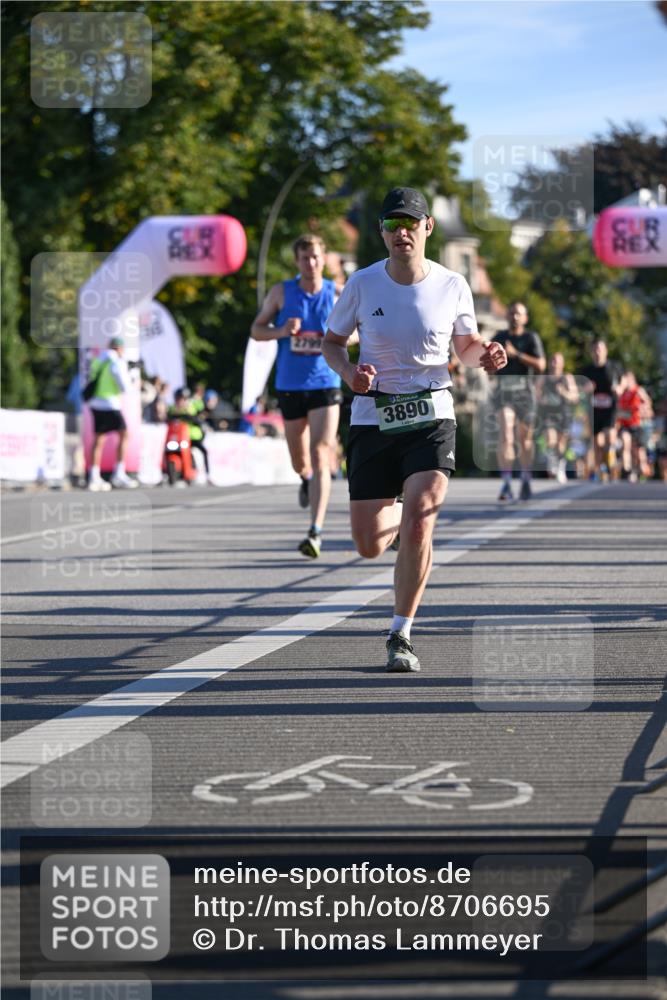 07.09.2025 - BARMER Alsterlauf Dr. Thomas Lammeyer http://msf.ph/oto/8706695 07.09.2025 09:25:11 Laufen 2799, 3890 meine-sportfotos.de