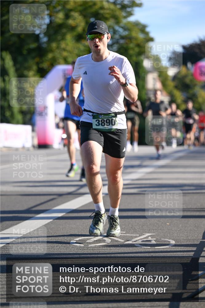 07.09.2025 - BARMER Alsterlauf Dr. Thomas Lammeyer http://msf.ph/oto/8706702 07.09.2025 09:25:12 Laufen 36, 3890 meine-sportfotos.de