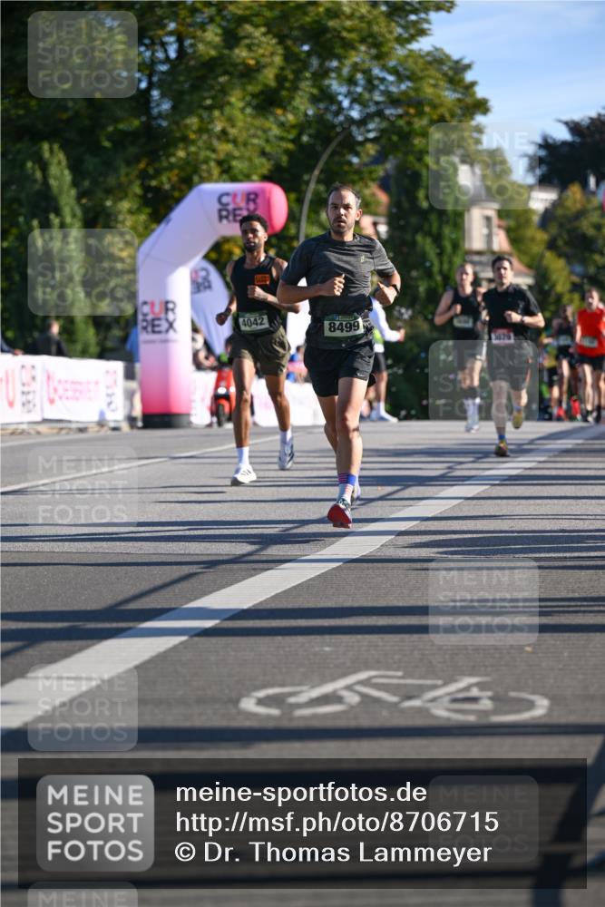 07.09.2025 - BARMER Alsterlauf Dr. Thomas Lammeyer http://msf.ph/oto/8706715 07.09.2025 09:25:14 Laufen 4042, 8499, 5079 meine-sportfotos.de