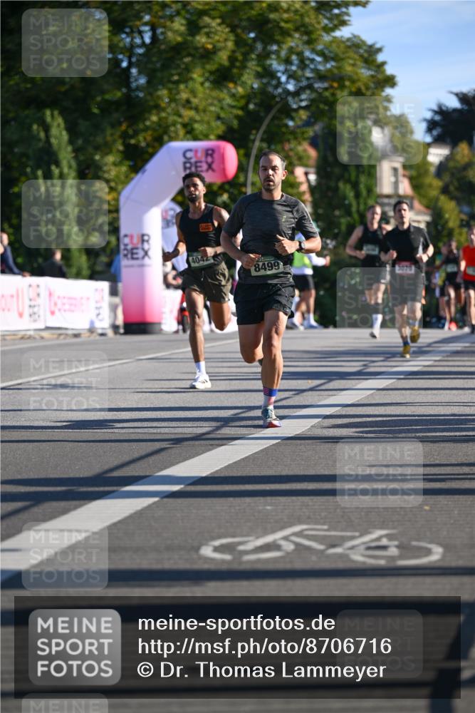 07.09.2025 - BARMER Alsterlauf Dr. Thomas Lammeyer http://msf.ph/oto/8706716 07.09.2025 09:25:14 Laufen 4042, 8499, 3079, 4 meine-sportfotos.de