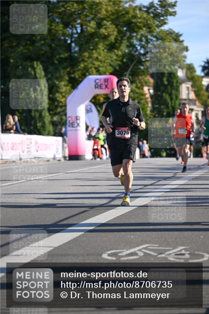 07.09.2025 - BARMER Alsterlauf Dr. Thomas Lammeyer http://msf.ph/oto/8706735 07.09.2025 09:25:17 Laufen 6102, 3079 meine-sportfotos.de