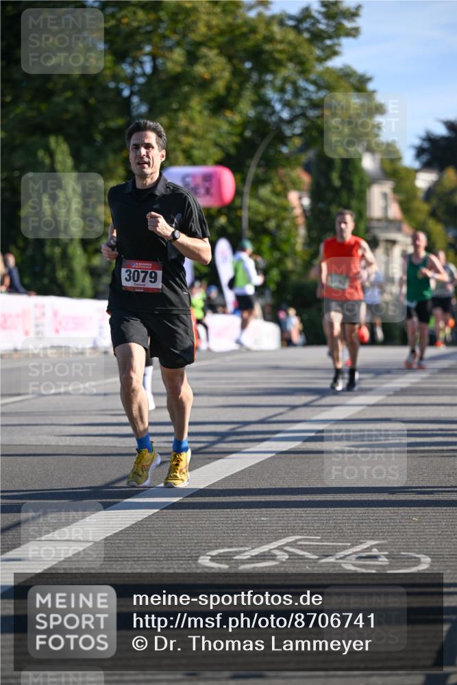 07.09.2025 - BARMER Alsterlauf Dr. Thomas Lammeyer http://msf.ph/oto/8706741 07.09.2025 09:25:18 Laufen 3079 meine-sportfotos.de
