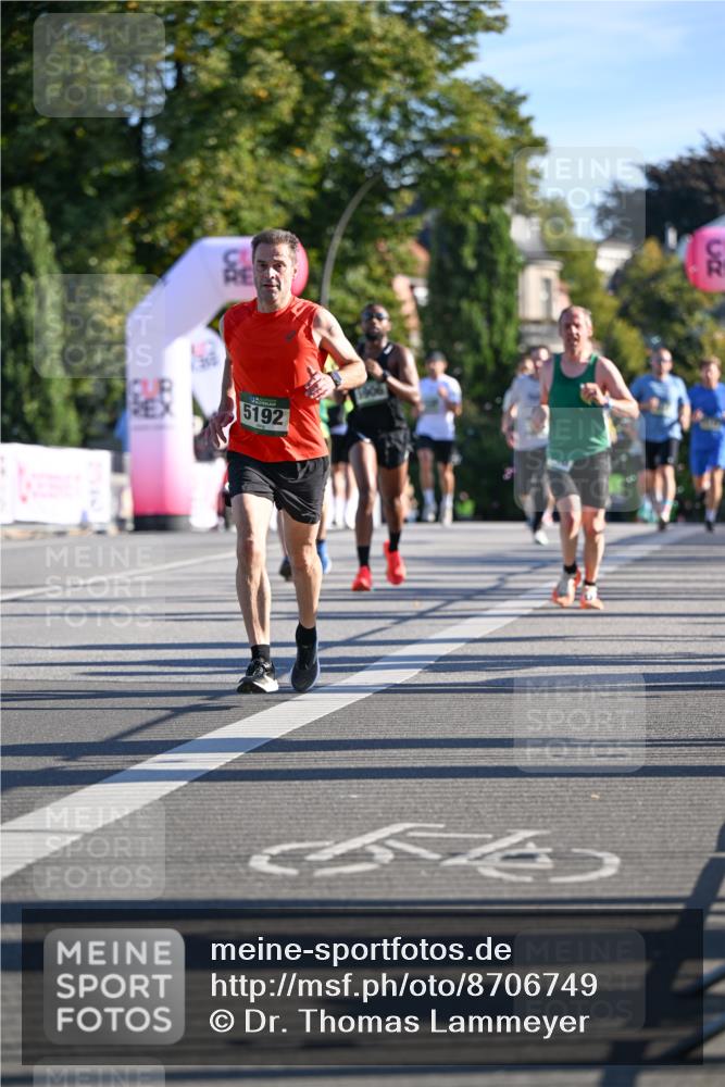 07.09.2025 - BARMER Alsterlauf Dr. Thomas Lammeyer http://msf.ph/oto/8706749 07.09.2025 09:25:20 Laufen 1906, 5192 meine-sportfotos.de