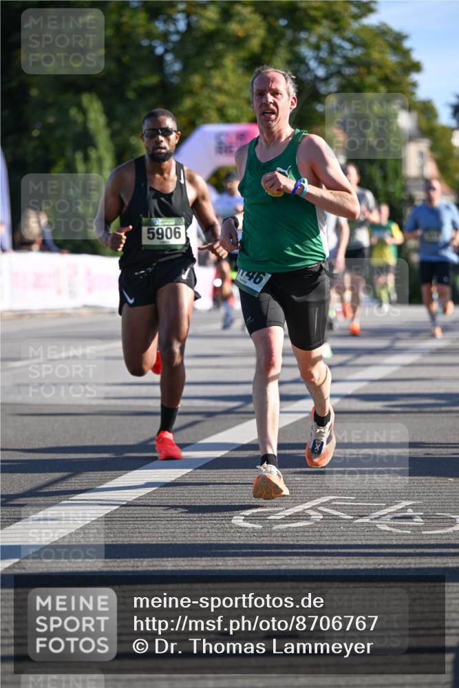 07.09.2025 - BARMER Alsterlauf Dr. Thomas Lammeyer http://msf.ph/oto/8706767 07.09.2025 09:25:23 Laufen 5906, 146 meine-sportfotos.de