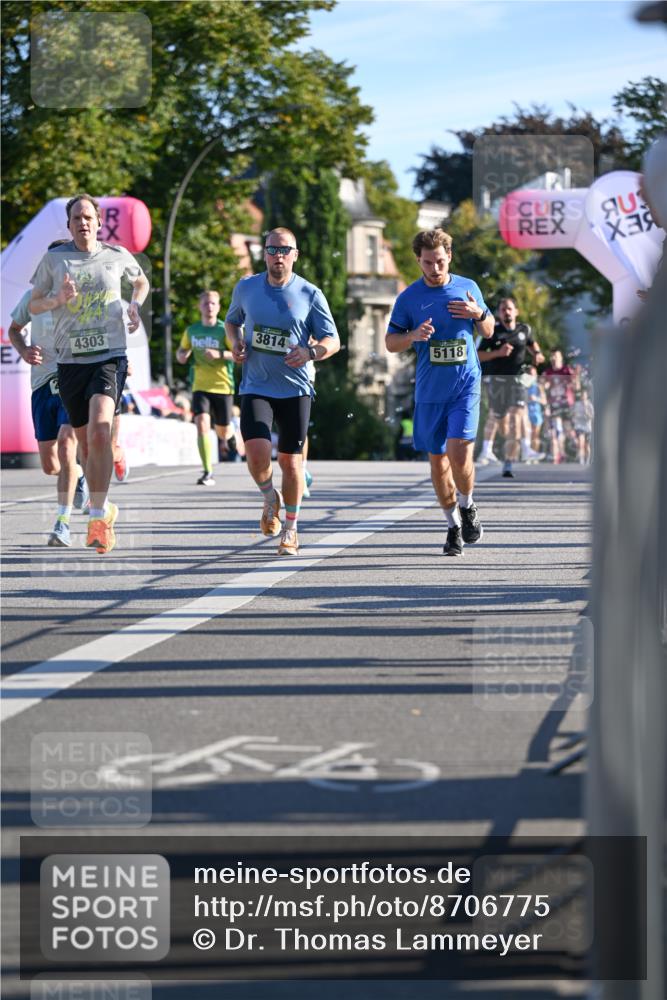 07.09.2025 - BARMER Alsterlauf Dr. Thomas Lammeyer http://msf.ph/oto/8706775 07.09.2025 09:25:25 Laufen 4303, 3814, 5118 meine-sportfotos.de