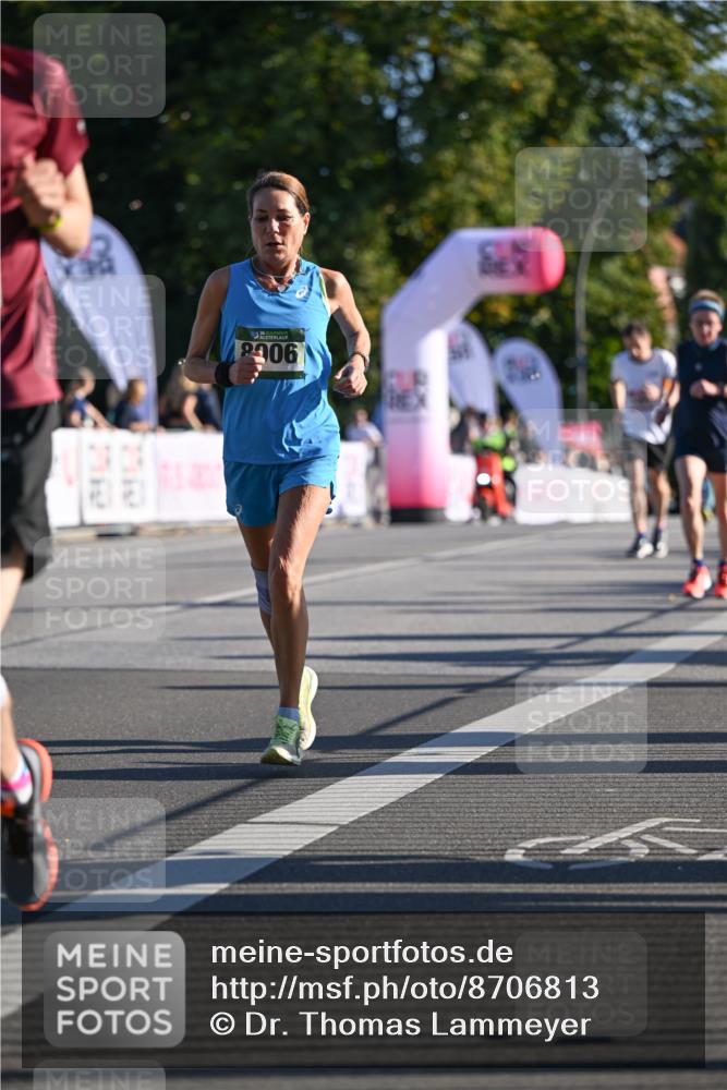 07.09.2025 - BARMER Alsterlauf Dr. Thomas Lammeyer http://msf.ph/oto/8706813 07.09.2025 09:25:36 Laufen 9008 meine-sportfotos.de