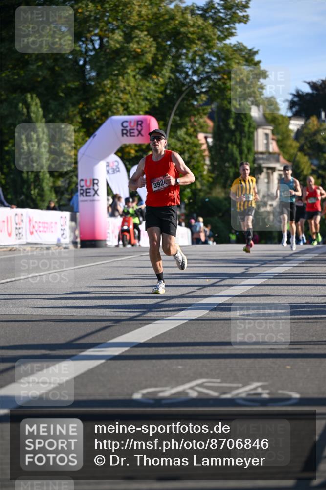 07.09.2025 - BARMER Alsterlauf Dr. Thomas Lammeyer http://msf.ph/oto/8706846 07.09.2025 09:25:42 Laufen 2580, 3924 meine-sportfotos.de