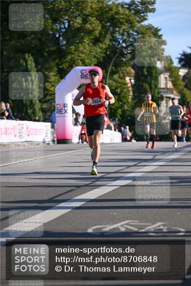 07.09.2025 - BARMER Alsterlauf Dr. Thomas Lammeyer http://msf.ph/oto/8706848 07.09.2025 09:25:43 Laufen 6352, 3924, 4584 meine-sportfotos.de