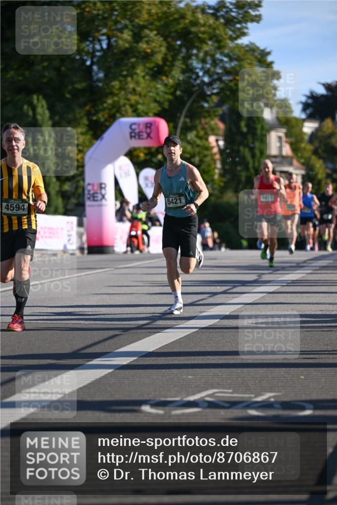 07.09.2025 - BARMER Alsterlauf Dr. Thomas Lammeyer http://msf.ph/oto/8706867 07.09.2025 09:25:46 Laufen 4594, 5421 meine-sportfotos.de