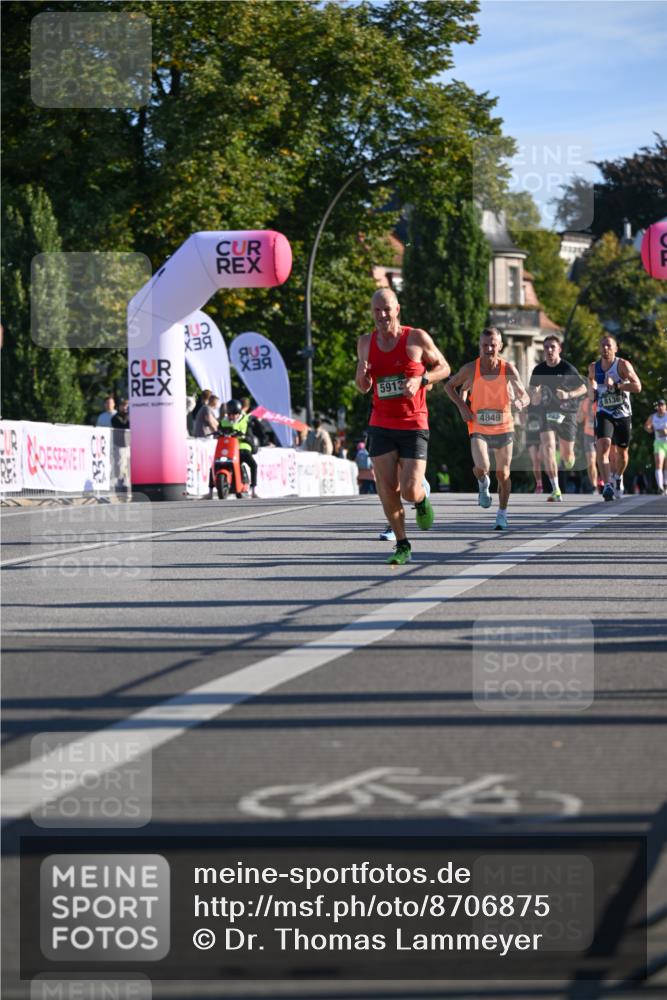 07.09.2025 - BARMER Alsterlauf Dr. Thomas Lammeyer http://msf.ph/oto/8706875 07.09.2025 09:25:48 Laufen 5912, 4849, 8136 meine-sportfotos.de