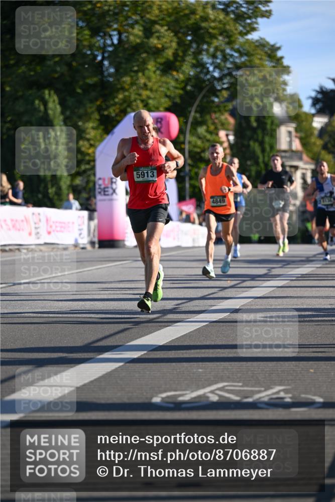 07.09.2025 - BARMER Alsterlauf Dr. Thomas Lammeyer http://msf.ph/oto/8706887 07.09.2025 09:25:50 Laufen 5913, 7510, 4849 meine-sportfotos.de