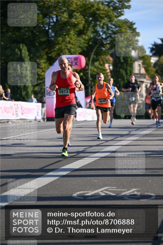 07.09.2025 - BARMER Alsterlauf Dr. Thomas Lammeyer http://msf.ph/oto/8706888 07.09.2025 09:25:50 Laufen 5913, 4849 meine-sportfotos.de