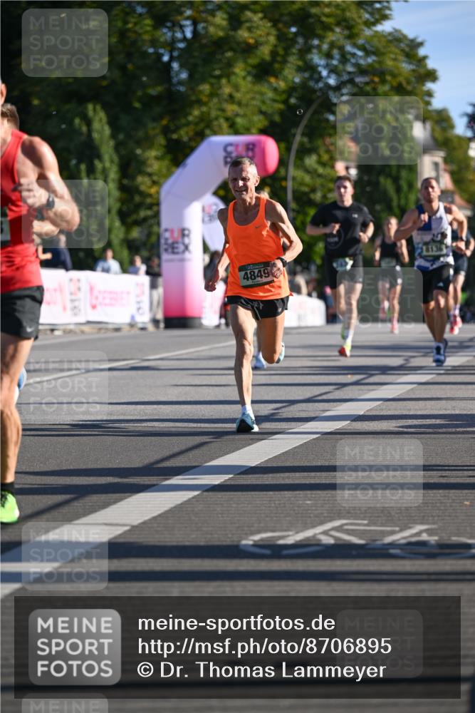 07.09.2025 - BARMER Alsterlauf Dr. Thomas Lammeyer http://msf.ph/oto/8706895 07.09.2025 09:25:51 Laufen 2519, 4849 meine-sportfotos.de