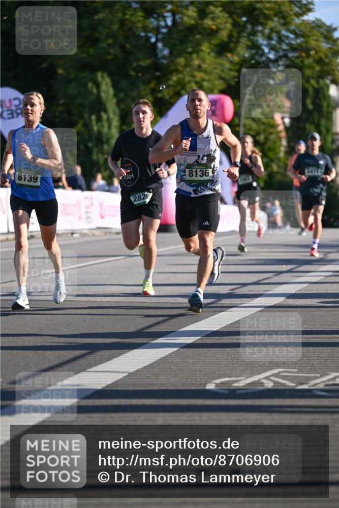 07.09.2025 - BARMER Alsterlauf Dr. Thomas Lammeyer http://msf.ph/oto/8706906 07.09.2025 09:25:53 Laufen 8139, 2510, 2017, 2826, 8136 meine-sportfotos.de