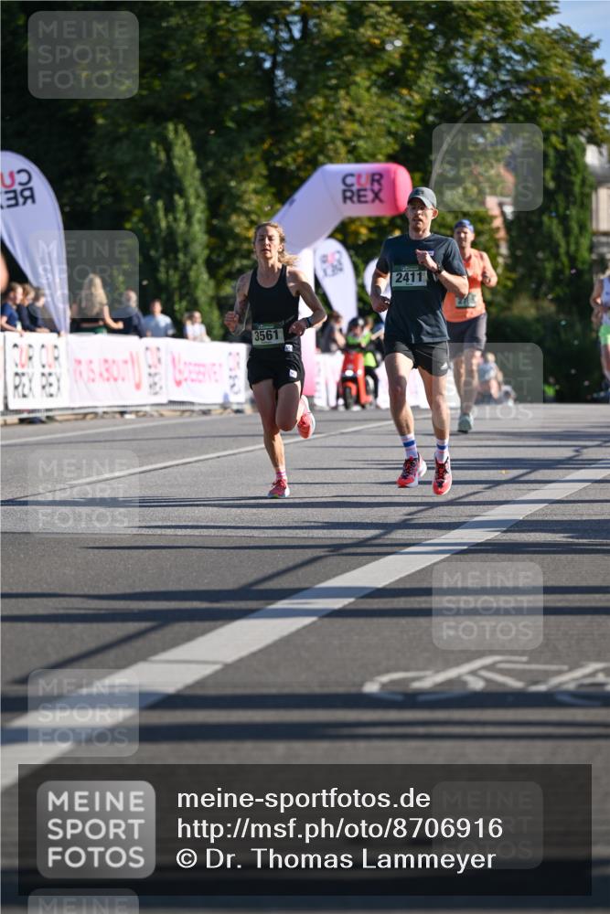 07.09.2025 - BARMER Alsterlauf Dr. Thomas Lammeyer http://msf.ph/oto/8706916 07.09.2025 09:25:55 Laufen 3561, 2411 meine-sportfotos.de