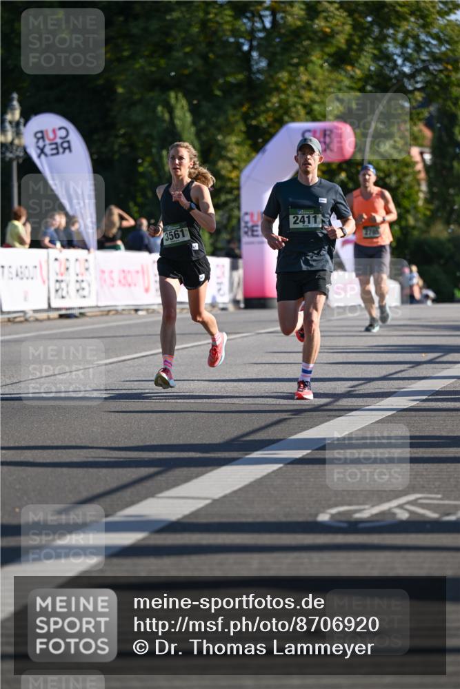 07.09.2025 - BARMER Alsterlauf Dr. Thomas Lammeyer http://msf.ph/oto/8706920 07.09.2025 09:25:56 Laufen 3561, 2411 meine-sportfotos.de