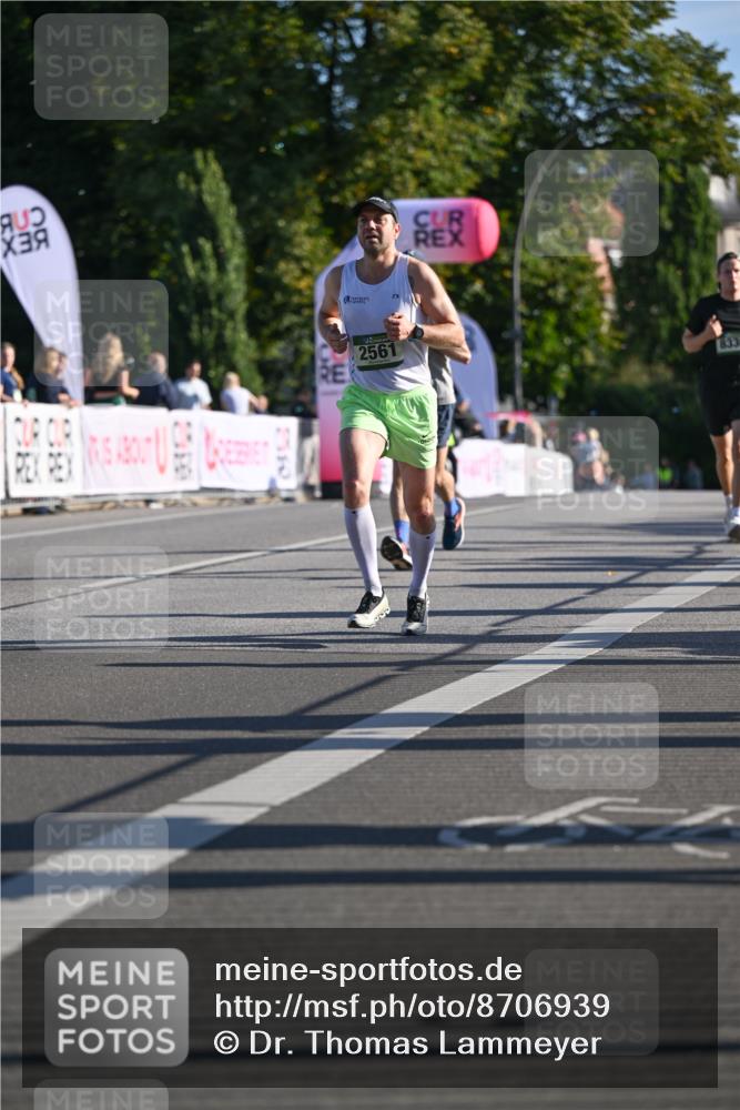 07.09.2025 - BARMER Alsterlauf Dr. Thomas Lammeyer http://msf.ph/oto/8706939 07.09.2025 09:26:00 Laufen 2561, 833 meine-sportfotos.de