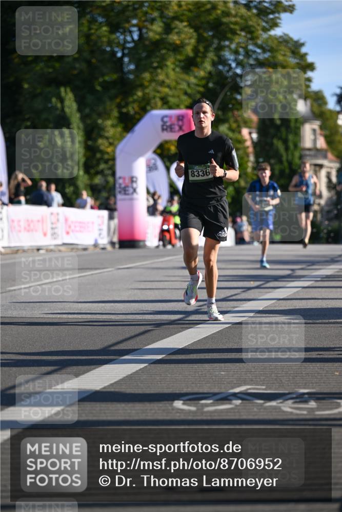 07.09.2025 - BARMER Alsterlauf Dr. Thomas Lammeyer http://msf.ph/oto/8706952 07.09.2025 09:26:02 Laufen 2510, 8336 meine-sportfotos.de