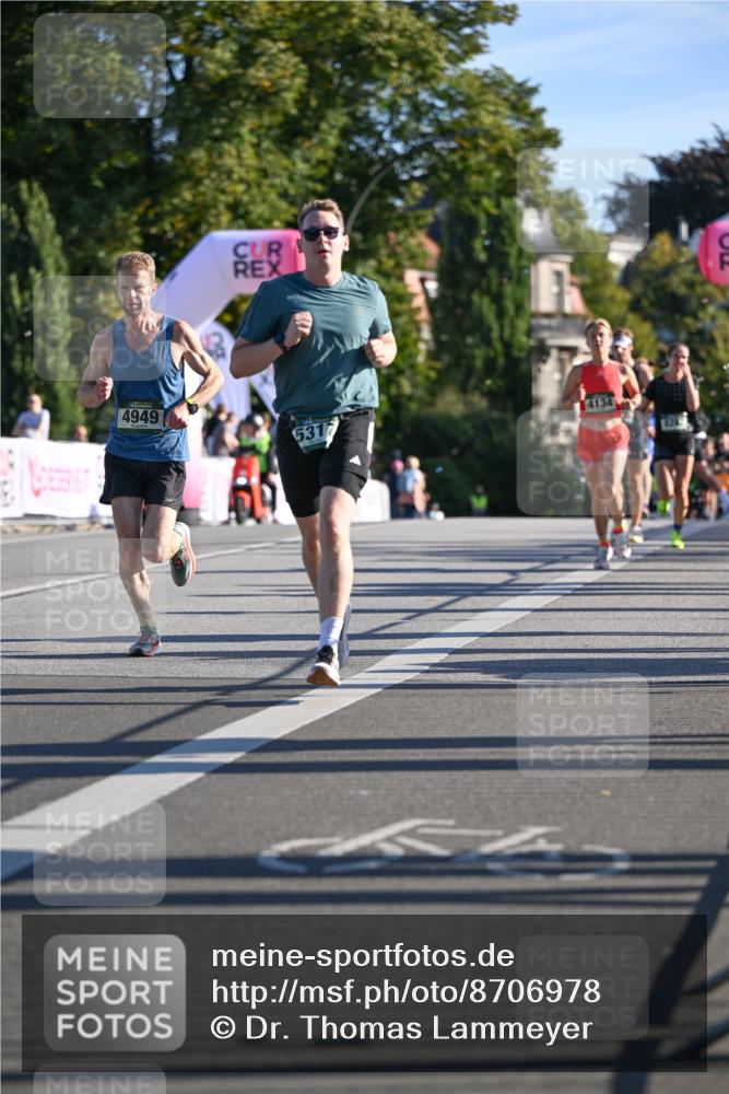07.09.2025 - BARMER Alsterlauf Dr. Thomas Lammeyer http://msf.ph/oto/8706978 07.09.2025 09:26:07 Laufen 4949, 5317, 4134 meine-sportfotos.de