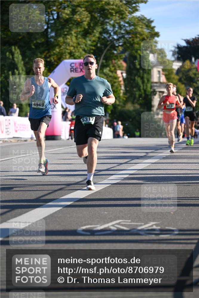 07.09.2025 - BARMER Alsterlauf Dr. Thomas Lammeyer http://msf.ph/oto/8706979 07.09.2025 09:26:07 Laufen 4949, 5317, 4133 meine-sportfotos.de