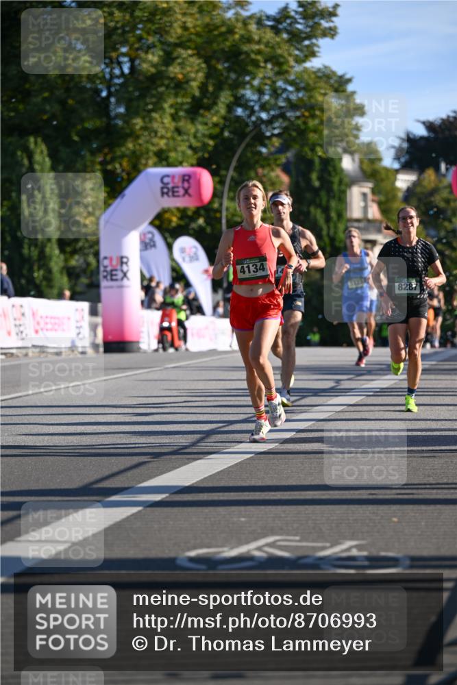 07.09.2025 - BARMER Alsterlauf Dr. Thomas Lammeyer http://msf.ph/oto/8706993 07.09.2025 09:26:09 Laufen 4134, 1323, 8287 meine-sportfotos.de