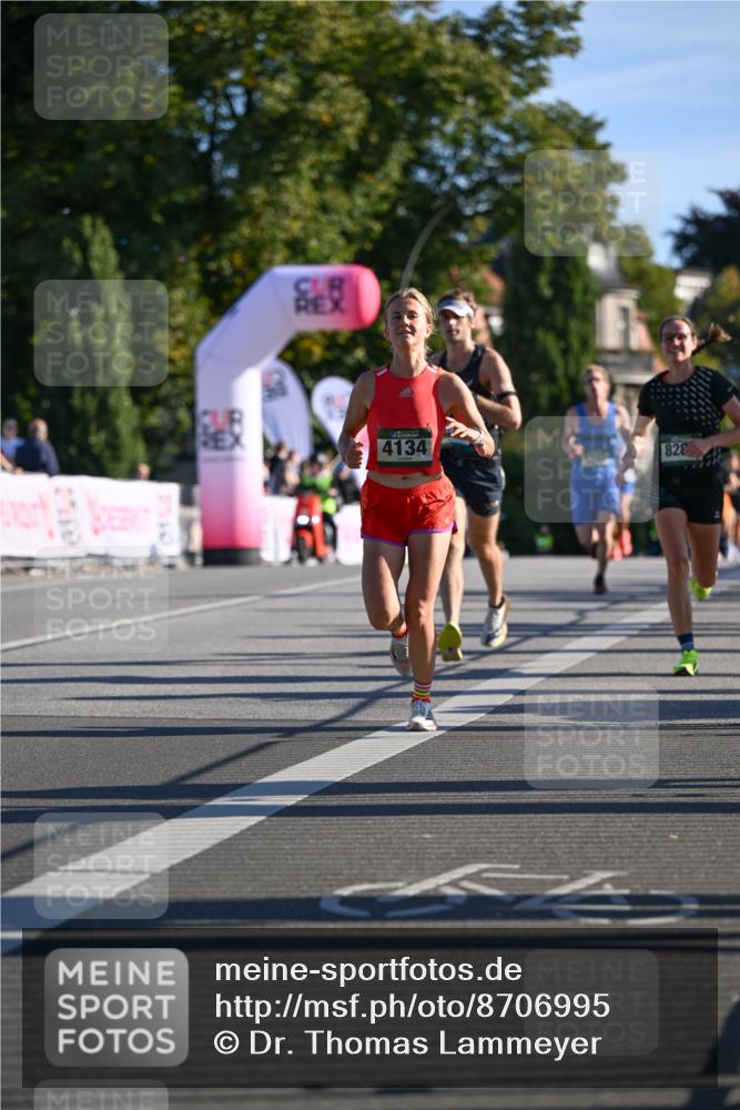 07.09.2025 - BARMER Alsterlauf Dr. Thomas Lammeyer http://msf.ph/oto/8706995 07.09.2025 09:26:10 Laufen 4134, 828 meine-sportfotos.de