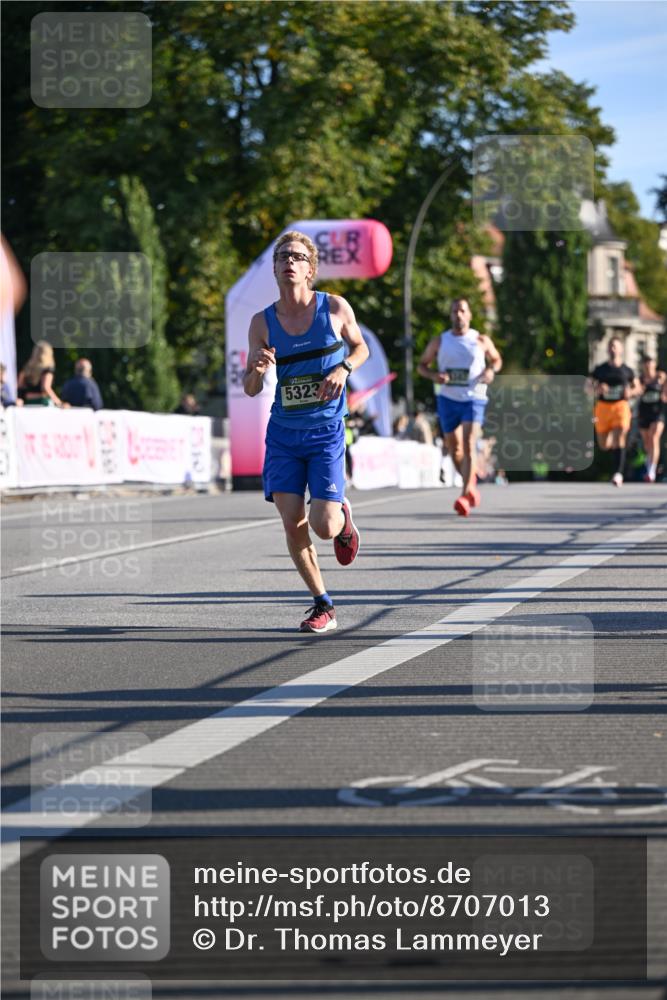 07.09.2025 - BARMER Alsterlauf Dr. Thomas Lammeyer http://msf.ph/oto/8707013 07.09.2025 09:26:13 Laufen 5323 meine-sportfotos.de