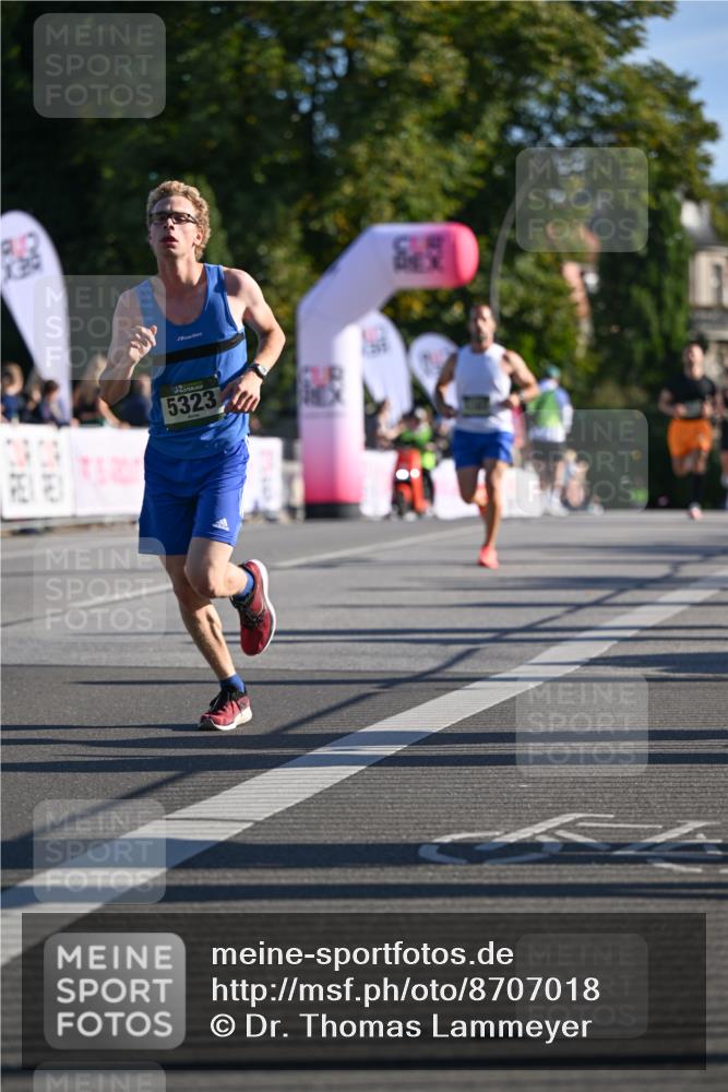 07.09.2025 - BARMER Alsterlauf Dr. Thomas Lammeyer http://msf.ph/oto/8707018 07.09.2025 09:26:14 Laufen 5323 meine-sportfotos.de