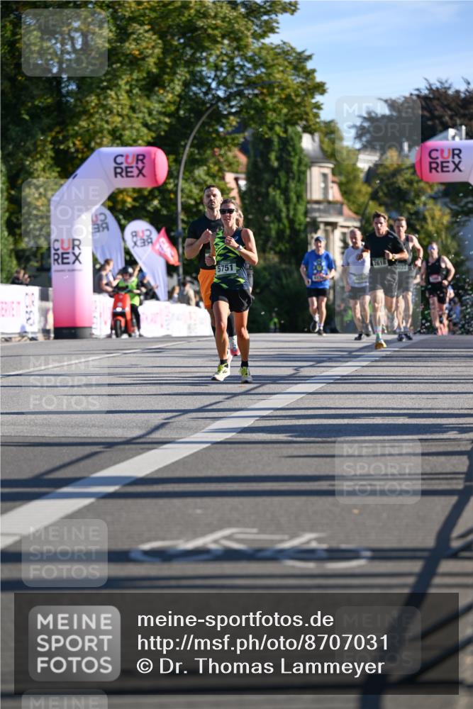 07.09.2025 - BARMER Alsterlauf Dr. Thomas Lammeyer http://msf.ph/oto/8707031 07.09.2025 09:26:17 Laufen 5751, 2618 meine-sportfotos.de