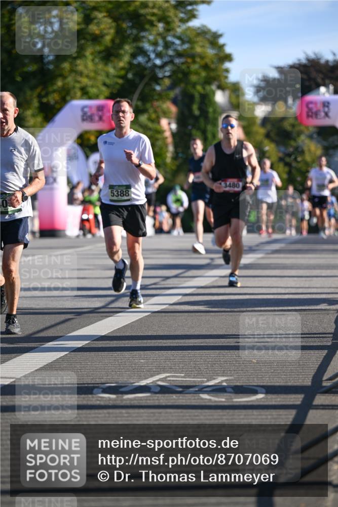07.09.2025 - BARMER Alsterlauf Dr. Thomas Lammeyer http://msf.ph/oto/8707069 07.09.2025 09:26:24 Laufen 40, 3480, 5388 meine-sportfotos.de