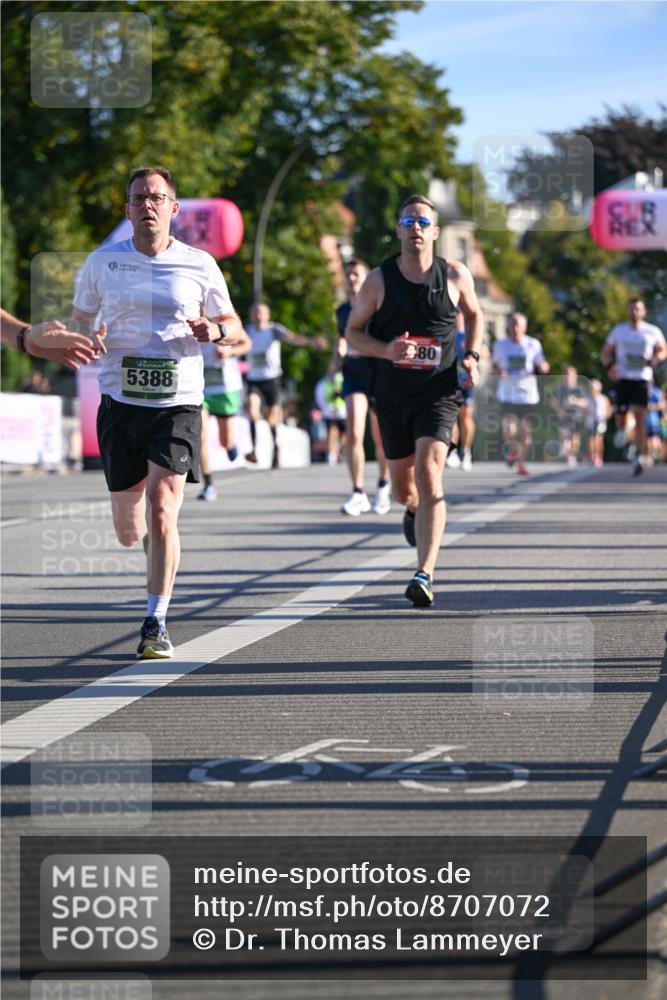 07.09.2025 - BARMER Alsterlauf Dr. Thomas Lammeyer http://msf.ph/oto/8707072 07.09.2025 09:26:24 Laufen 5388, 80 meine-sportfotos.de