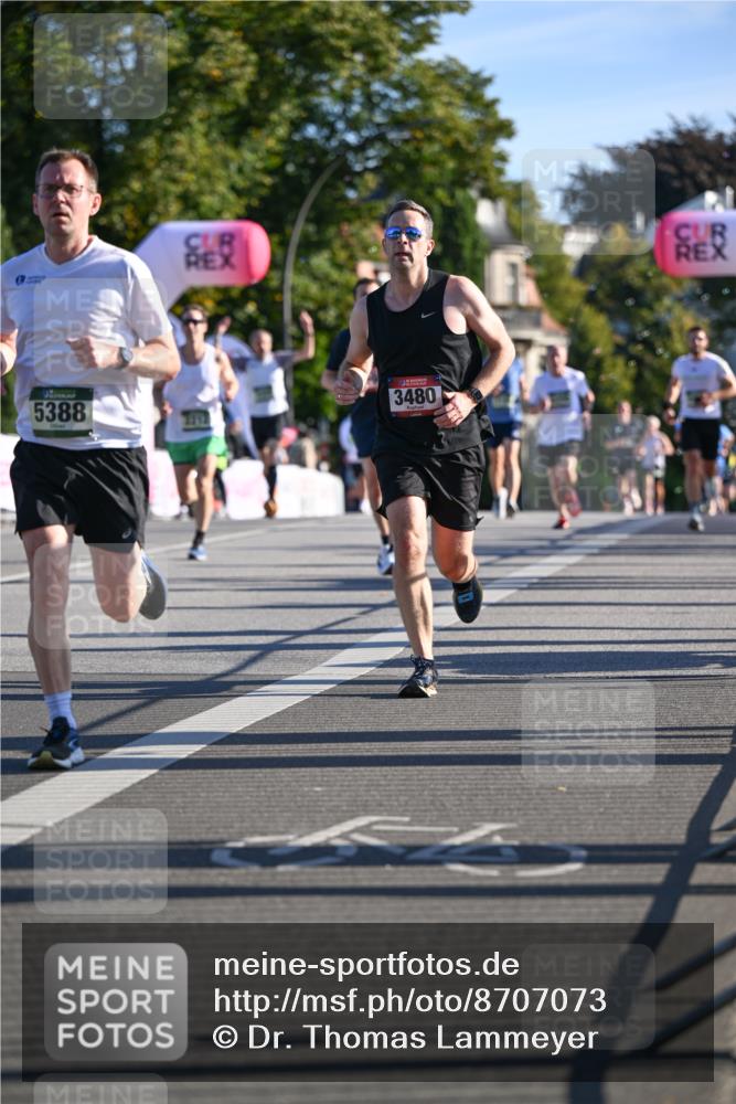 07.09.2025 - BARMER Alsterlauf Dr. Thomas Lammeyer http://msf.ph/oto/8707073 07.09.2025 09:26:25 Laufen 5388, 3480 meine-sportfotos.de