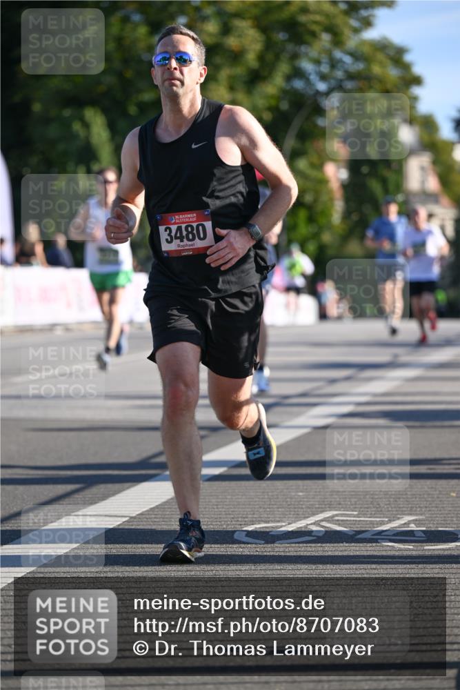 07.09.2025 - BARMER Alsterlauf Dr. Thomas Lammeyer http://msf.ph/oto/8707083 07.09.2025 09:26:26 Laufen 136, 3480 meine-sportfotos.de