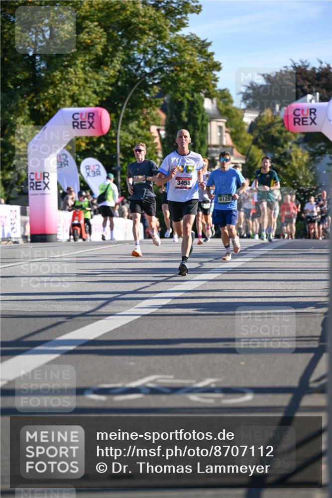 07.09.2025 - BARMER Alsterlauf Dr. Thomas Lammeyer http://msf.ph/oto/8707112 07.09.2025 09:26:33 Laufen 35, 3458, 6120 meine-sportfotos.de