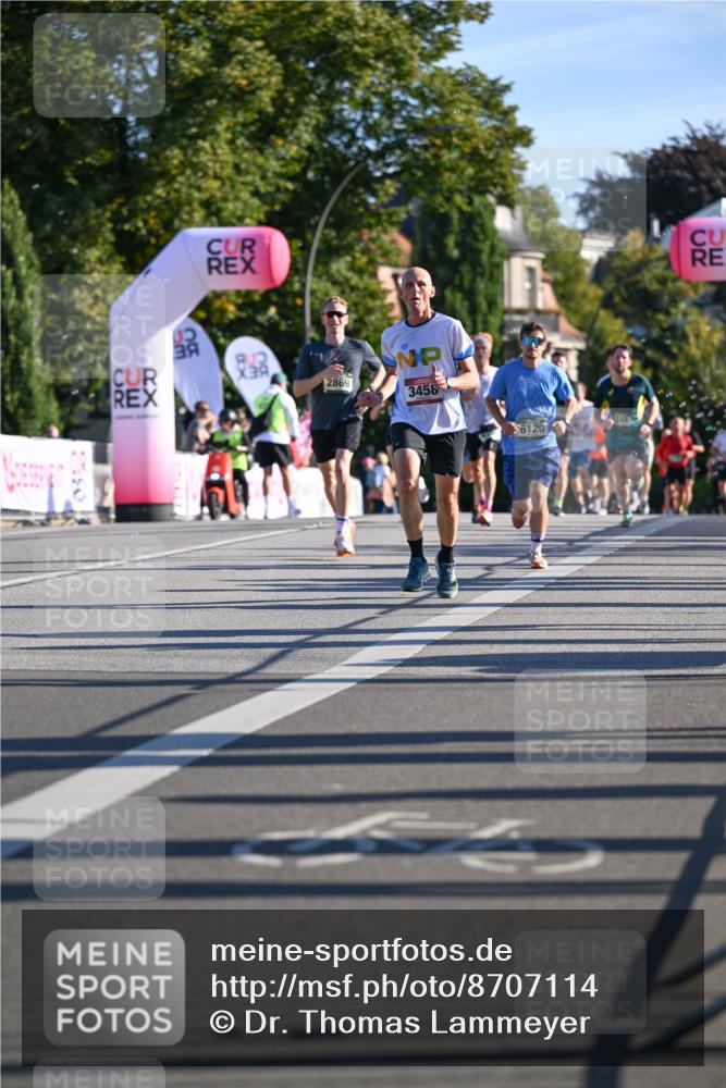 07.09.2025 - BARMER Alsterlauf Dr. Thomas Lammeyer http://msf.ph/oto/8707114 07.09.2025 09:26:34 Laufen 2869, 3458, 6120 meine-sportfotos.de