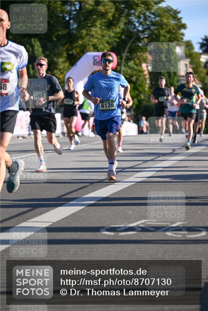 07.09.2025 - BARMER Alsterlauf Dr. Thomas Lammeyer http://msf.ph/oto/8707130 07.09.2025 09:26:36 Laufen 58, 2869, 6120 meine-sportfotos.de