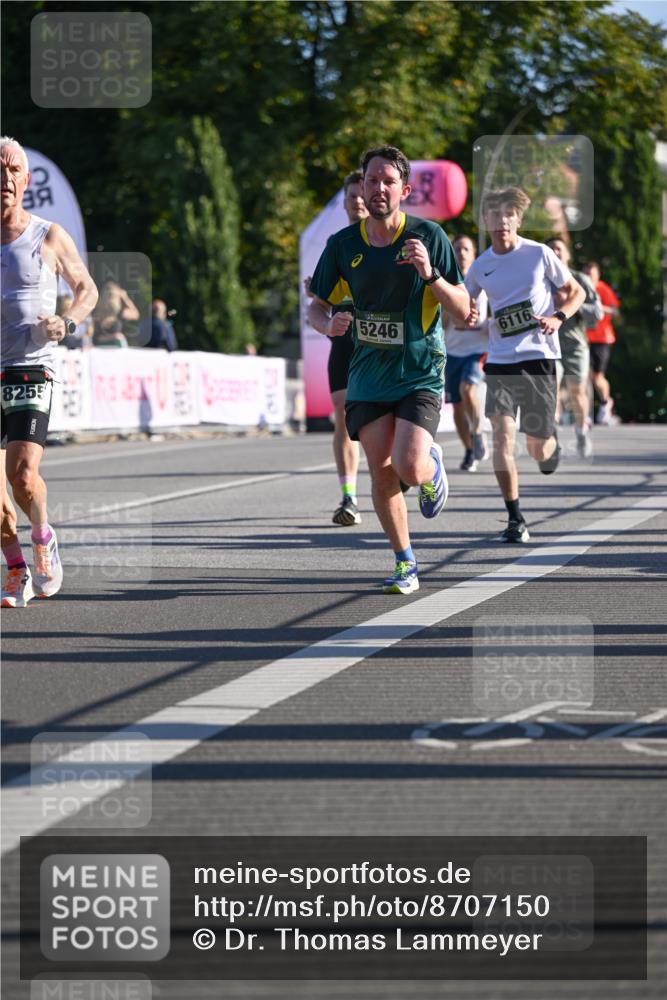 07.09.2025 - BARMER Alsterlauf Dr. Thomas Lammeyer http://msf.ph/oto/8707150 07.09.2025 09:26:39 Laufen 8255, 1510, 5246, 6116 meine-sportfotos.de