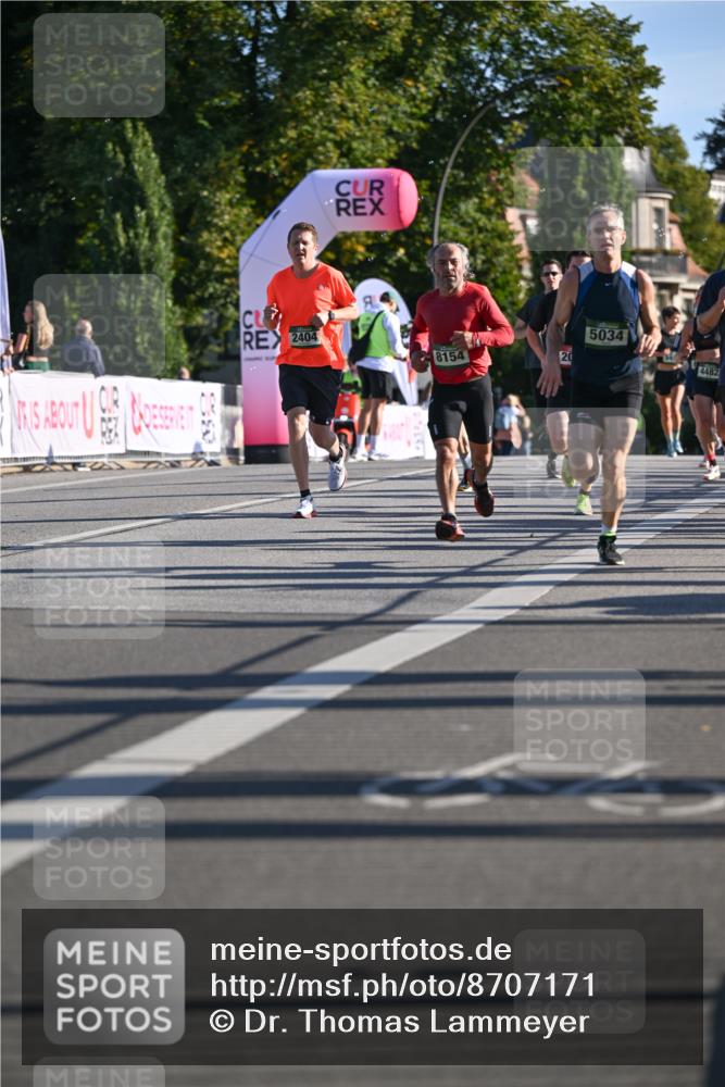 07.09.2025 - BARMER Alsterlauf Dr. Thomas Lammeyer http://msf.ph/oto/8707171 07.09.2025 09:26:43 Laufen 2404, 8154, 20, 5034, 4482 meine-sportfotos.de