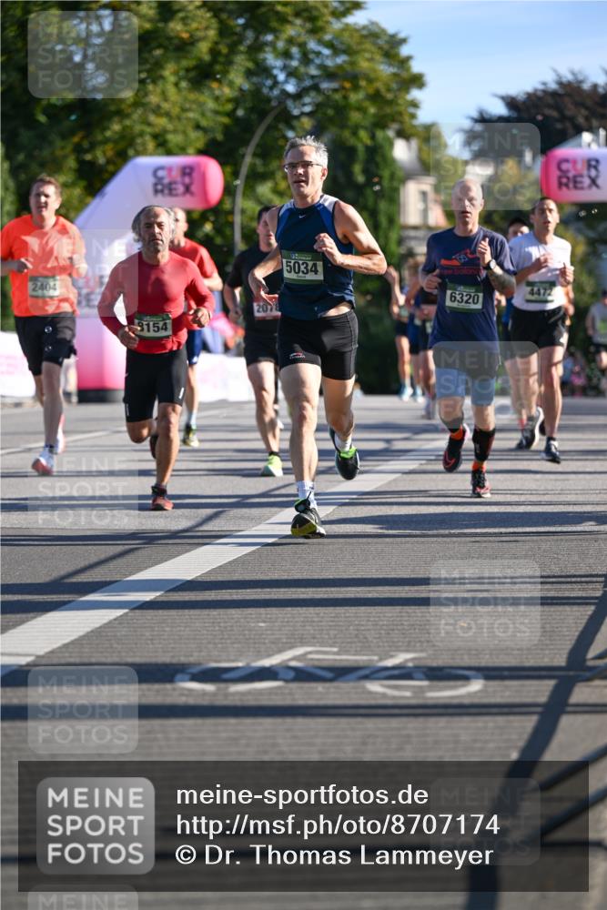 07.09.2025 - BARMER Alsterlauf Dr. Thomas Lammeyer http://msf.ph/oto/8707174 07.09.2025 09:26:44 Laufen 2404, 8154, 207, 5034, 4472, 6320 meine-sportfotos.de