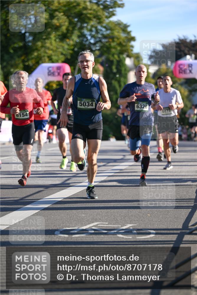 07.09.2025 - BARMER Alsterlauf Dr. Thomas Lammeyer http://msf.ph/oto/8707178 07.09.2025 09:26:45 Laufen 8154, 5034, 6320 meine-sportfotos.de