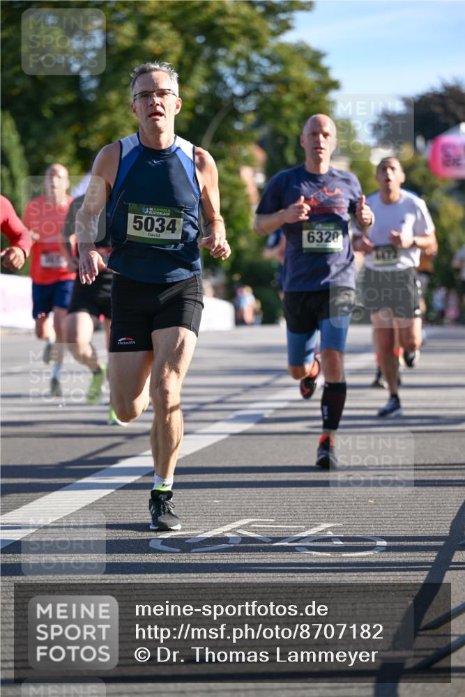 07.09.2025 - BARMER Alsterlauf Dr. Thomas Lammeyer http://msf.ph/oto/8707182 07.09.2025 09:26:46 Laufen 36, 5034, 6320 meine-sportfotos.de