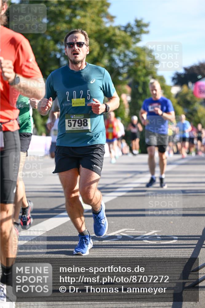 07.09.2025 - BARMER Alsterlauf Dr. Thomas Lammeyer http://msf.ph/oto/8707272 07.09.2025 09:27:09 Laufen 2025, 36, 5798 meine-sportfotos.de