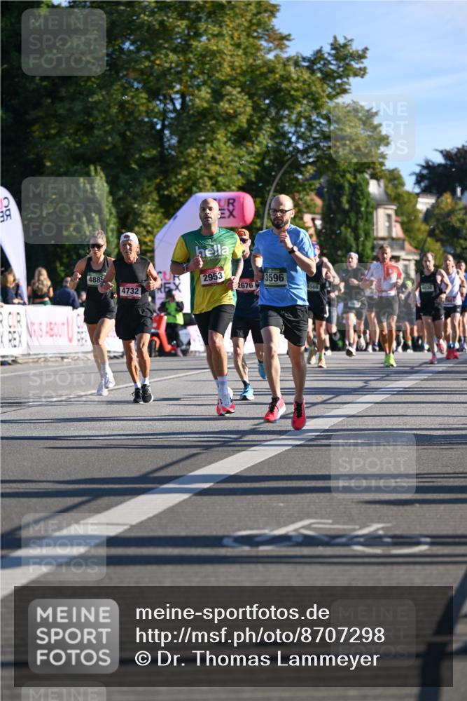 07.09.2025 - BARMER Alsterlauf Dr. Thomas Lammeyer http://msf.ph/oto/8707298 07.09.2025 09:27:13 Laufen 4885, 2953, 3596, 2676, 869, 1830, 4732 meine-sportfotos.de