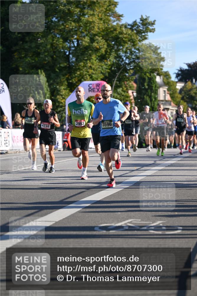07.09.2025 - BARMER Alsterlauf Dr. Thomas Lammeyer http://msf.ph/oto/8707300 07.09.2025 09:27:14 Laufen 61, 4885, 4732, 2953, 3596, 4836 meine-sportfotos.de