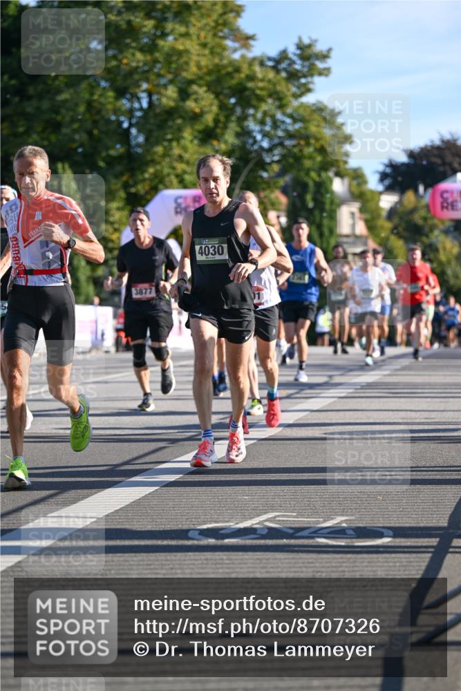 07.09.2025 - BARMER Alsterlauf Dr. Thomas Lammeyer http://msf.ph/oto/8707326 07.09.2025 09:27:19 Laufen 5, 3877, 4030 meine-sportfotos.de